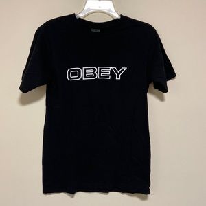 Obey tshirt size small